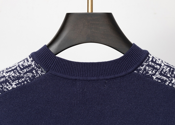 ブランドセーター着用イメージ